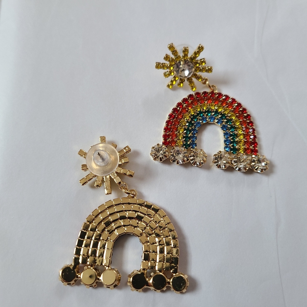 🌈Brand New- Colorful Rainbow Earrings  so cute! - Picture 5 of 11